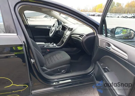 2017 Ford Fusion Se z USA, uszkodzony, nr VIN 3FA6P0HDXHR415924